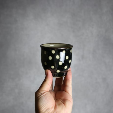 湯呑 呉須釉 蝋抜 点打 やちむん 陶器 真南風工房:7011021