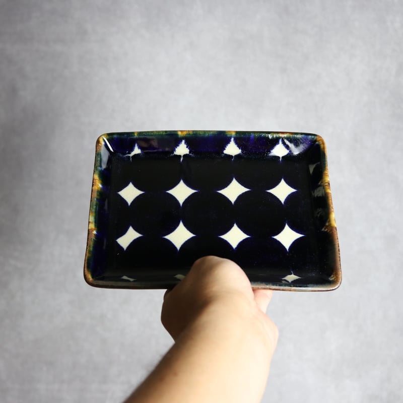 角皿1 青ドット紋 やちむん 陶器 エドメ陶房:7201007 | MADE IN OKINA