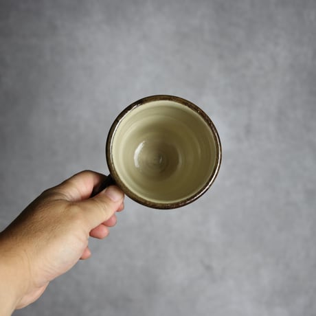 広口マグカップ 飴釉 蝋抜 点打 やちむん 陶器 真南風工房:7011025
