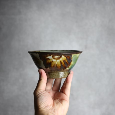 4.5寸マカイ1 三彩 菊花双葉 やちむん 陶器 漂窯:7010025