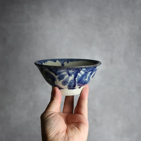 4寸マカイ1 呉須 唐草 やちむん 陶器 榮一工房:7013034