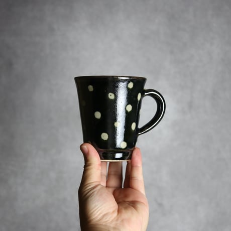 広口マグカップ 呉須釉 蝋抜 点打 やちむん 陶器 真南風工房:7011025