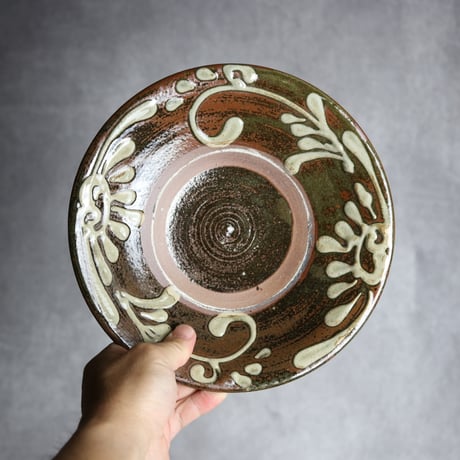 7寸皿1 イッチン 唐草 やちむん 陶器 北窯 宮城正享工房:7005007