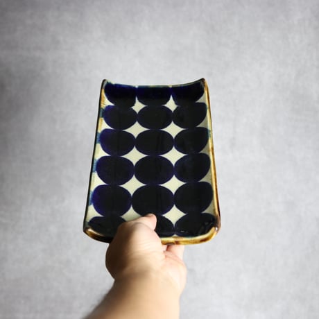 セミロングプレート2 青ドット紋 やちむん 陶器 エドメ陶房:7201021
