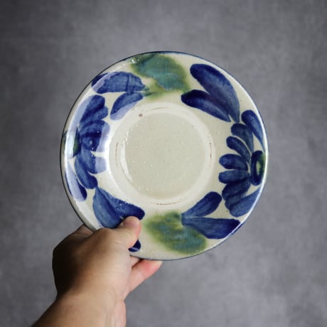 6寸皿1 呉須 緑釉 菊花双葉 やちむん 陶器 漂窯:7010006