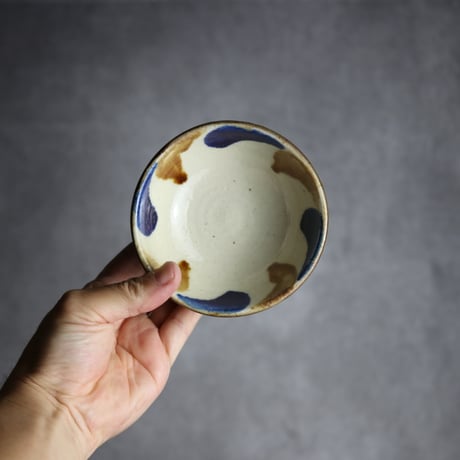 3.5寸鉢1 飴 呉須釉 波紋 やちむん 陶器 漂窯:7010029