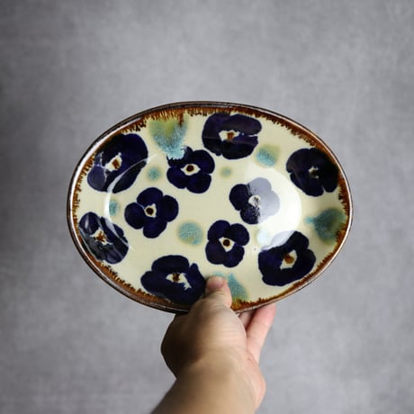 オーバル皿1 花紋 やちむん 陶器 エドメ陶房:7201002