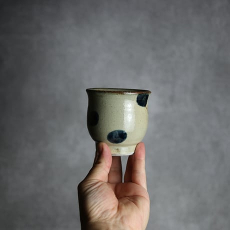 湯呑1 呉須釉 点打 やちむん 陶器 北窯 宮城正享工房 :7005034