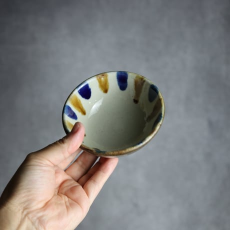 3.5寸鉢2 飴 呉須釉 点打 やちむん 陶器 漂窯:7010029