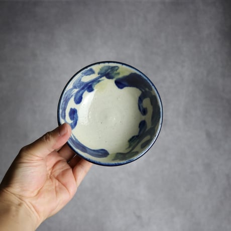 4寸鉢1 呉須 緑釉 唐草 やちむん 陶器 漂窯:7010012