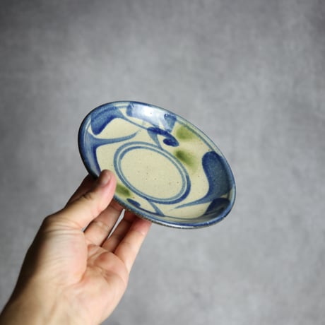 5寸皿 唐草模様 青 緑 やちむん 陶器 陶芸こまがた:7006009