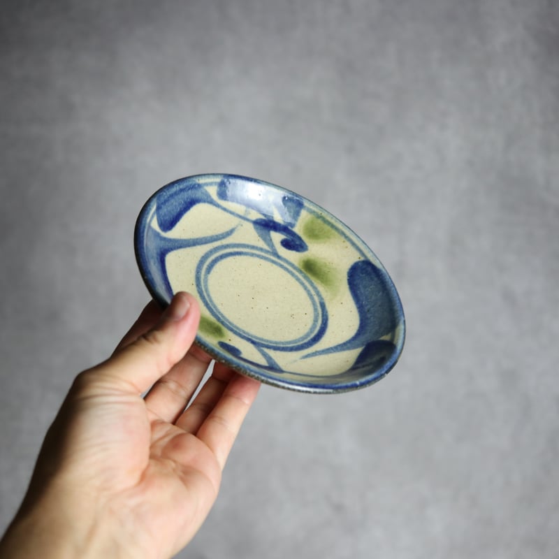 5寸皿 唐草模様 青 緑 やちむん 陶器 陶芸こまがた:7006009 | MADE IN O