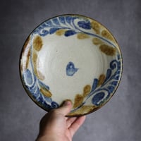 7寸皿1 飴 呉須釉 唐草 やちむん 陶器 榮一工房:7013020