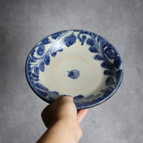 7寸皿2 呉須釉 唐草 やちむん 陶器 榮一工房:7013019