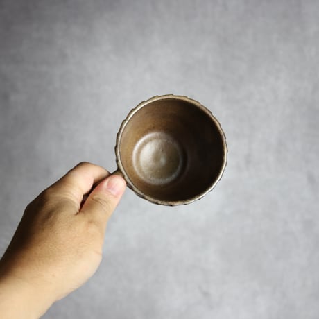 マグカップ1 斜めプリーツ ダークブラウン やちむん 陶器 cerca:7025038