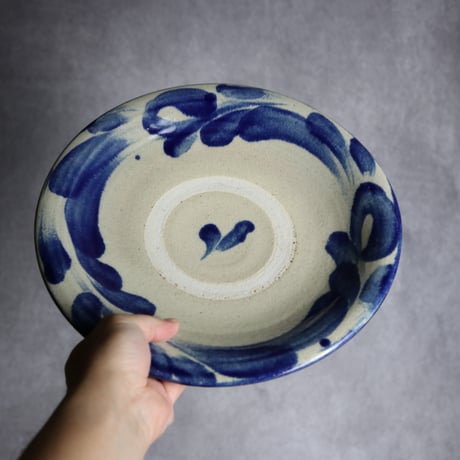 9寸皿1 呉須釉 唐草 やちむん 陶器 北窯 松田共司工房:70040011