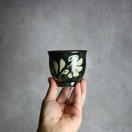 湯呑 呉須釉 蝋抜 唐草 やちむん 陶器 真南風工房:7011021