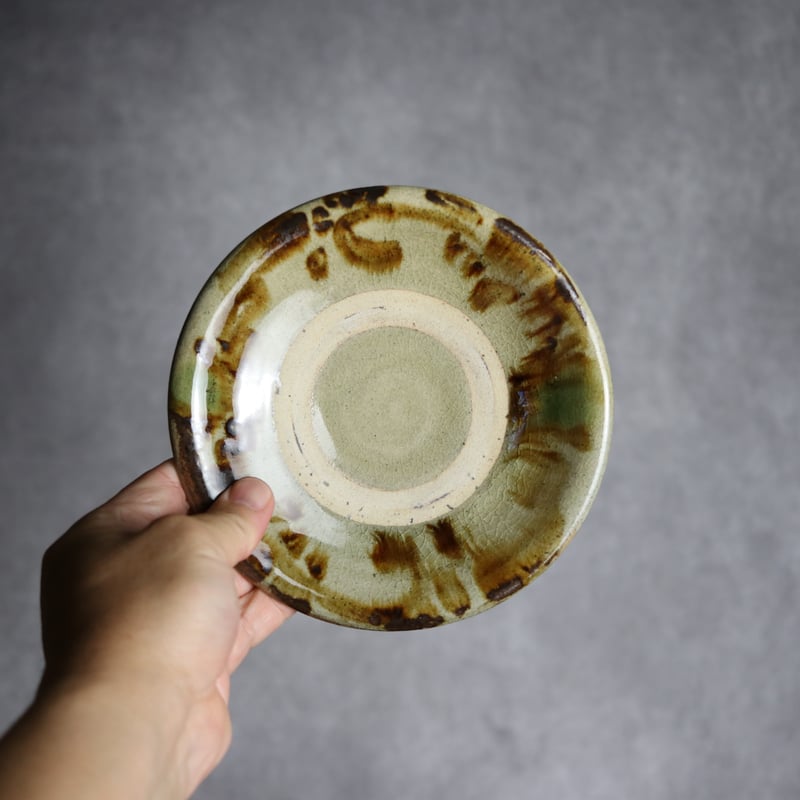 5寸皿2 飴 緑釉 唐草 やちむん 陶器 北窯 宮城正享工房:7005004 | MADE
