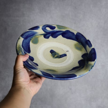 8寸皿1 呉須 緑釉 唐草 やちむん 陶器 北窯 松田共司工房:70040010