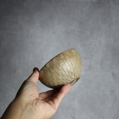 ごはん茶碗中1 マカイ 編込紋 サンドベージュ やちむん 陶器 cerca:7025010