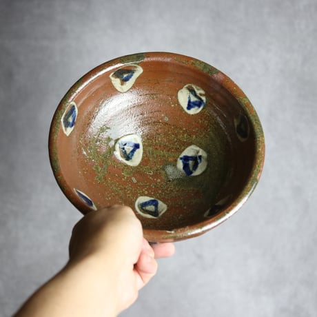 6.5寸深鉢1 白点に呉須三角 やちむん 陶器 北窯 宮城正享工房 ※重い :7005072