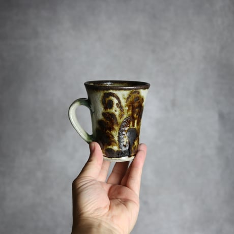 トールマグカップ1 飴釉 唐草 やちむん 陶器 榮一工房:7013098