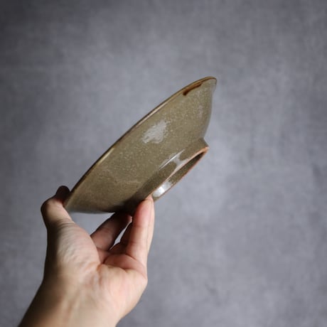 6寸皿1 飴 呉須釉 点打 やちむん 陶器 漂窯:7010006