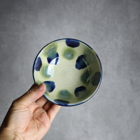 4寸鉢2 呉須 緑釉 点打 やちむん 陶器 漂窯:7010012