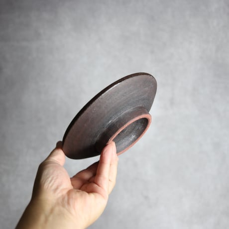 5寸皿1 黒シリーズ やちむん 陶器 sui:7022003