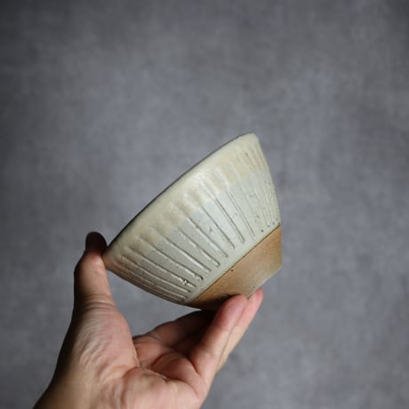 白鉢1 しのぎ やちむん 陶器 仁陶器工房:7023085