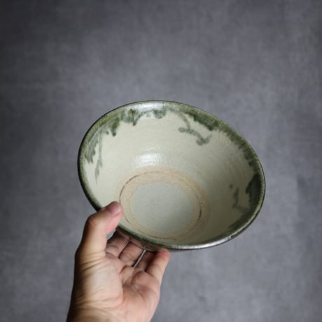 6寸マカイ2 黒呉須釉 菊唐草紋 やちむん 陶器 榮一工房:7013042