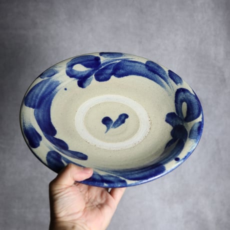 9寸皿1 呉須釉 唐草 やちむん 陶器 北窯 松田共司工房:70040011