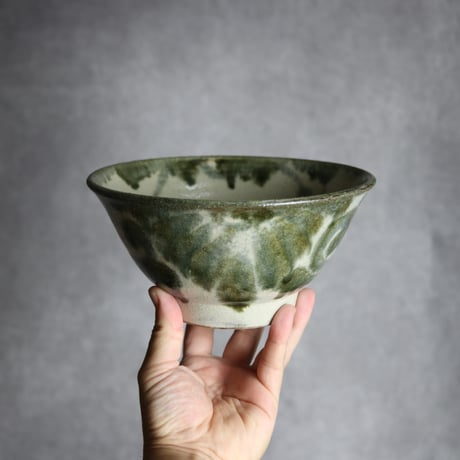 6寸マカイ2 黒呉須釉 菊唐草紋 やちむん 陶器 榮一工房:7013042