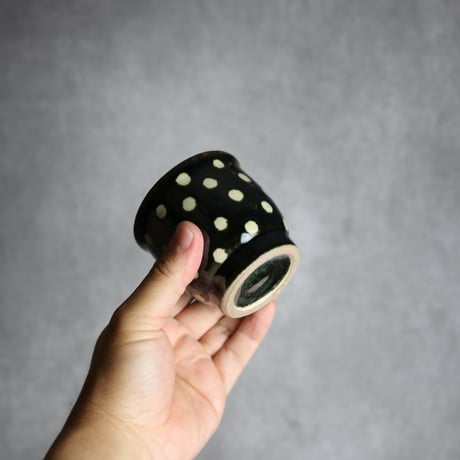 湯呑 呉須釉 蝋抜 点打 やちむん 陶器 真南風工房:7011021