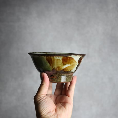 4.5寸マカイ1 三彩 菊花双葉 やちむん 陶器 漂窯:7010025