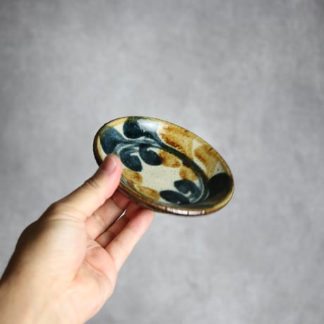 4寸皿 デイゴ 紺 茶 やちむん 陶器 陶芸こまがた:7006083