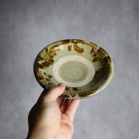 5寸皿2 飴 緑釉 唐草 やちむん 陶器 北窯 宮城正享工房:7005004