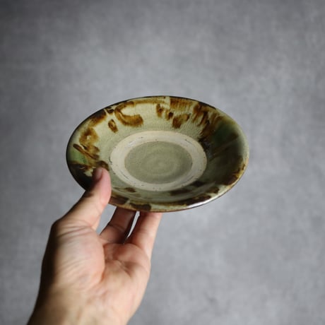 5寸皿2 飴 緑釉 唐草 やちむん 陶器 北窯 宮城正享工房:7005004