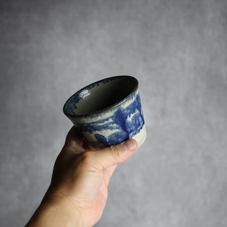 そば猪口中2 呉須 唐草 やちむん 陶器 榮一工房:7013168