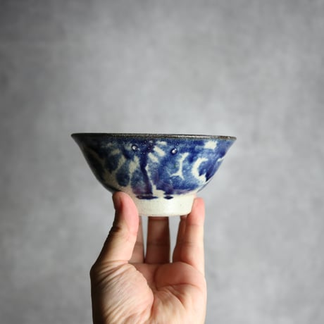 4寸マカイ1 呉須 唐草 やちむん 陶器 榮一工房:7013034