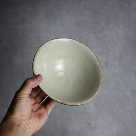 5寸マカイ1 飴 呉須釉 菊花双葉 やちむん 陶器 漂窯:7010022