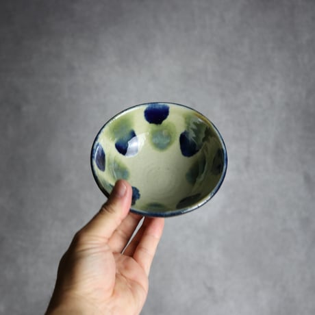 4寸鉢1 呉須 緑釉 点打 やちむん 陶器 漂窯:7010012