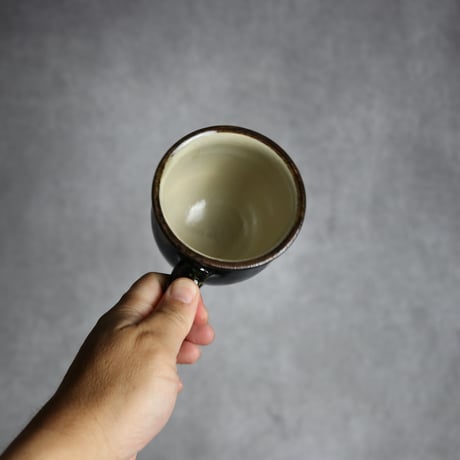 マグカップ 呉須釉 蝋抜 唐草 やちむん 陶器 真南風工房:7011022