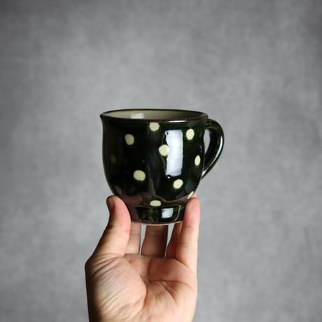 マグカップ 呉須釉 蝋抜 点打 やちむん 陶器 真南風工房:7011022