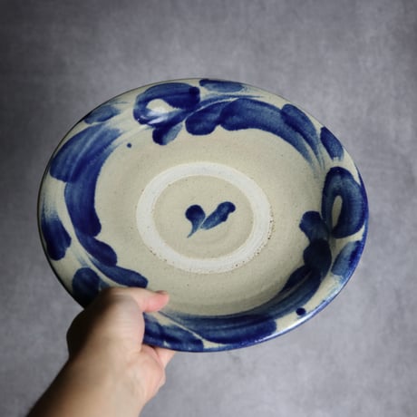 9寸皿1 呉須釉 唐草 やちむん 陶器 北窯 松田共司工房:70040011