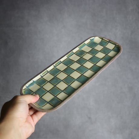 長角皿 長 格子 オーグスヤー 白 やちむん 陶器 一翠窯:7021004
