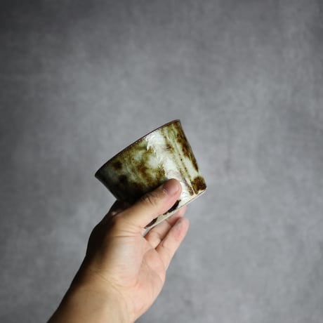 そば猪口中1 黒呉須 唐草 格子 やちむん 陶器 榮一工房:7013168