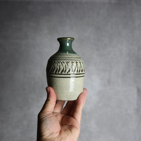 徳利1 灰緑釉 飛鉋 やちむん 陶器 北窯 松田共司工房:7004045