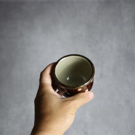 湯呑 飴釉 蝋抜 点打 やちむん 陶器 真南風工房:7011021