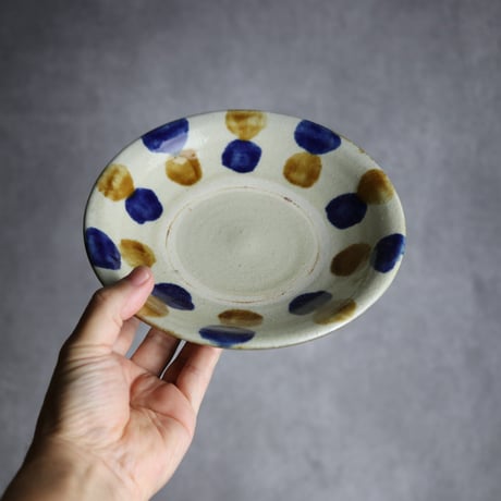 6寸皿2 飴 呉須釉 点打 やちむん 陶器 漂窯:7010006